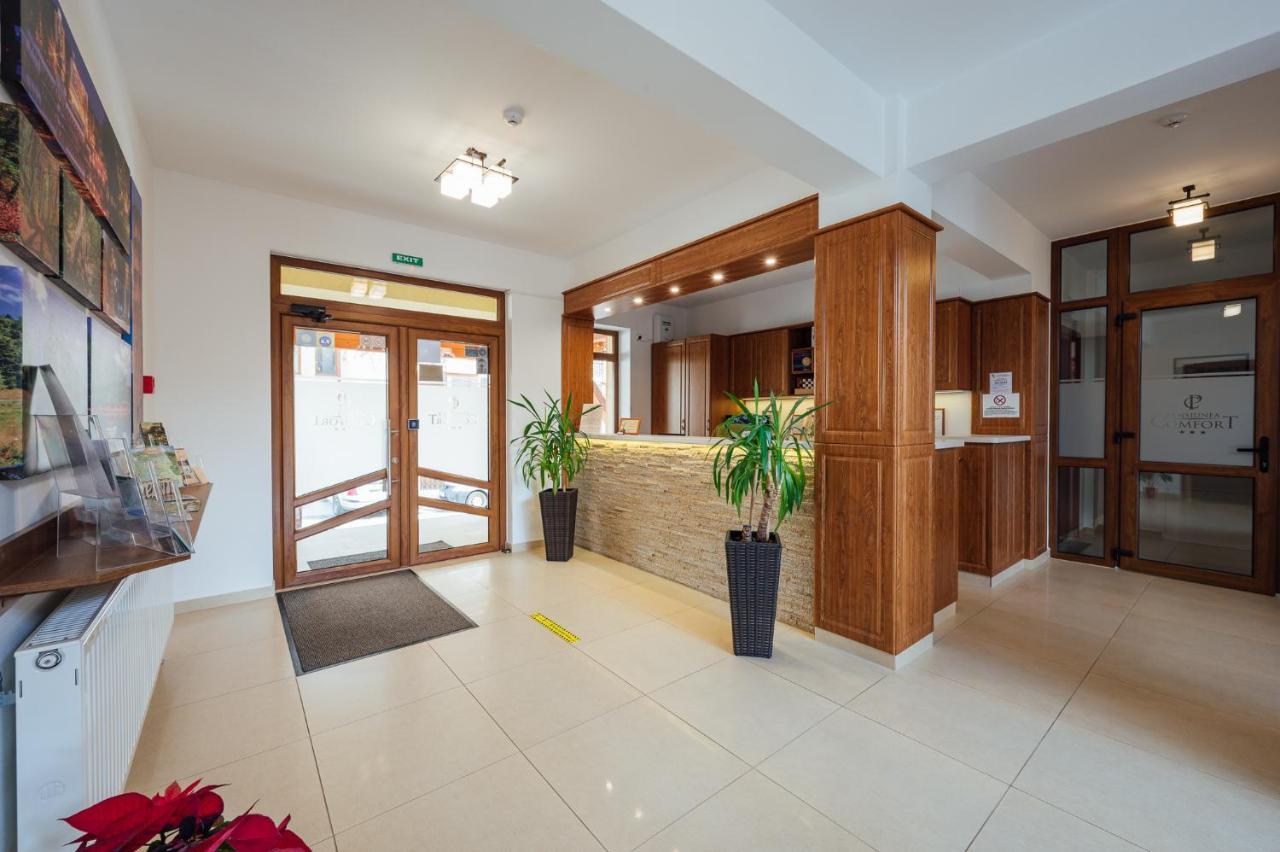 Pensiunea Comfort โซวาตา ภายนอก รูปภาพ