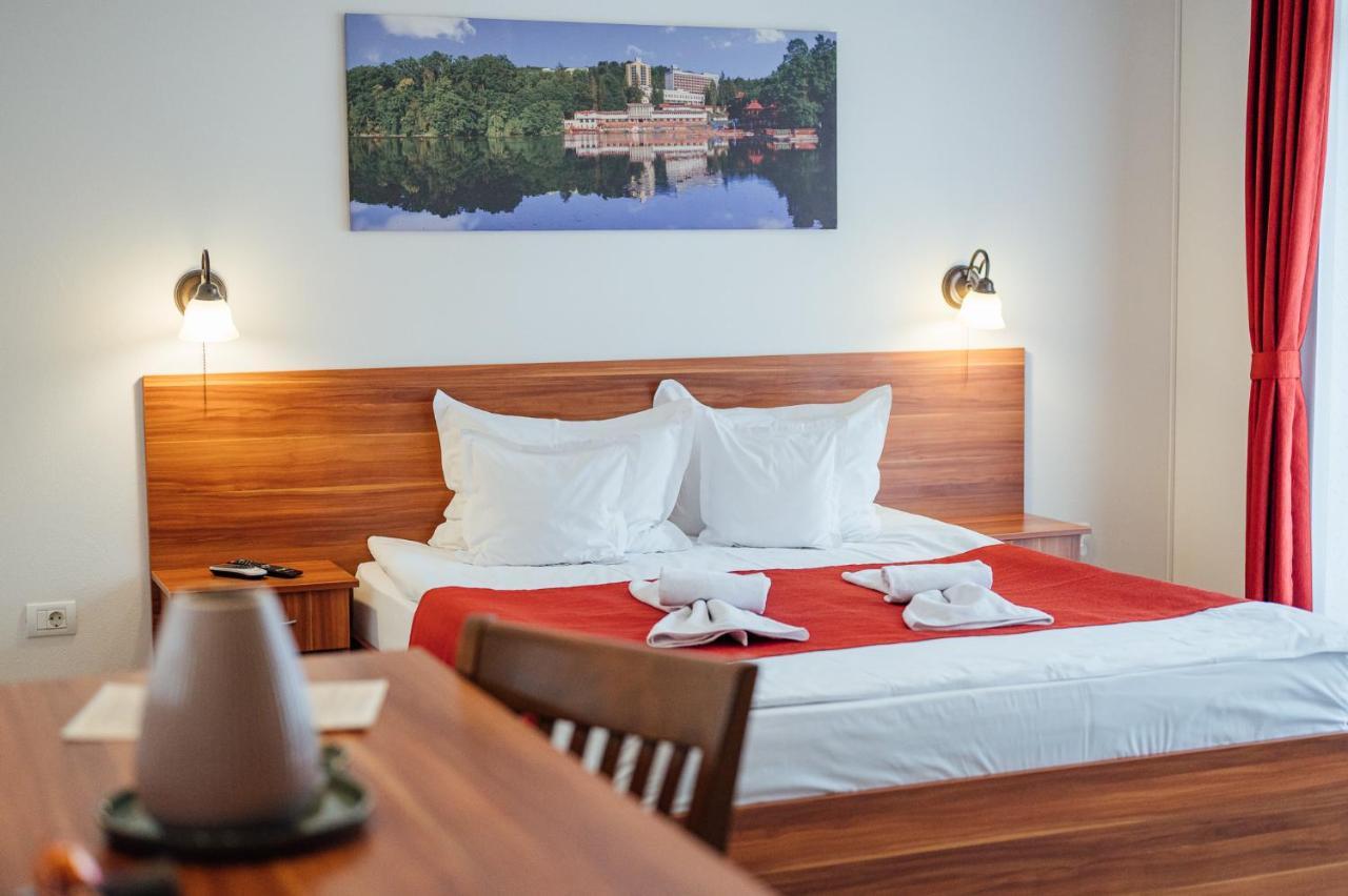 Pensiunea Comfort โซวาตา ภายนอก รูปภาพ