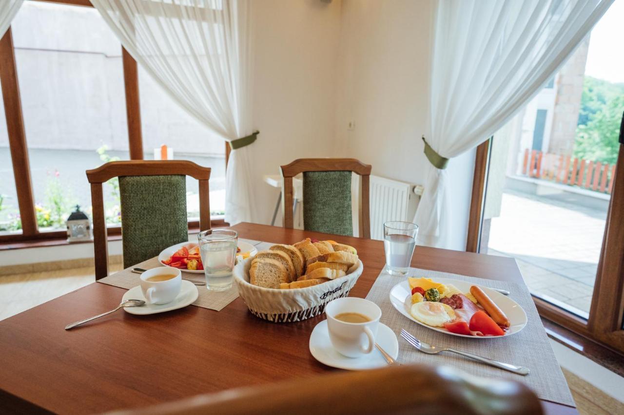 Pensiunea Comfort โซวาตา ภายนอก รูปภาพ